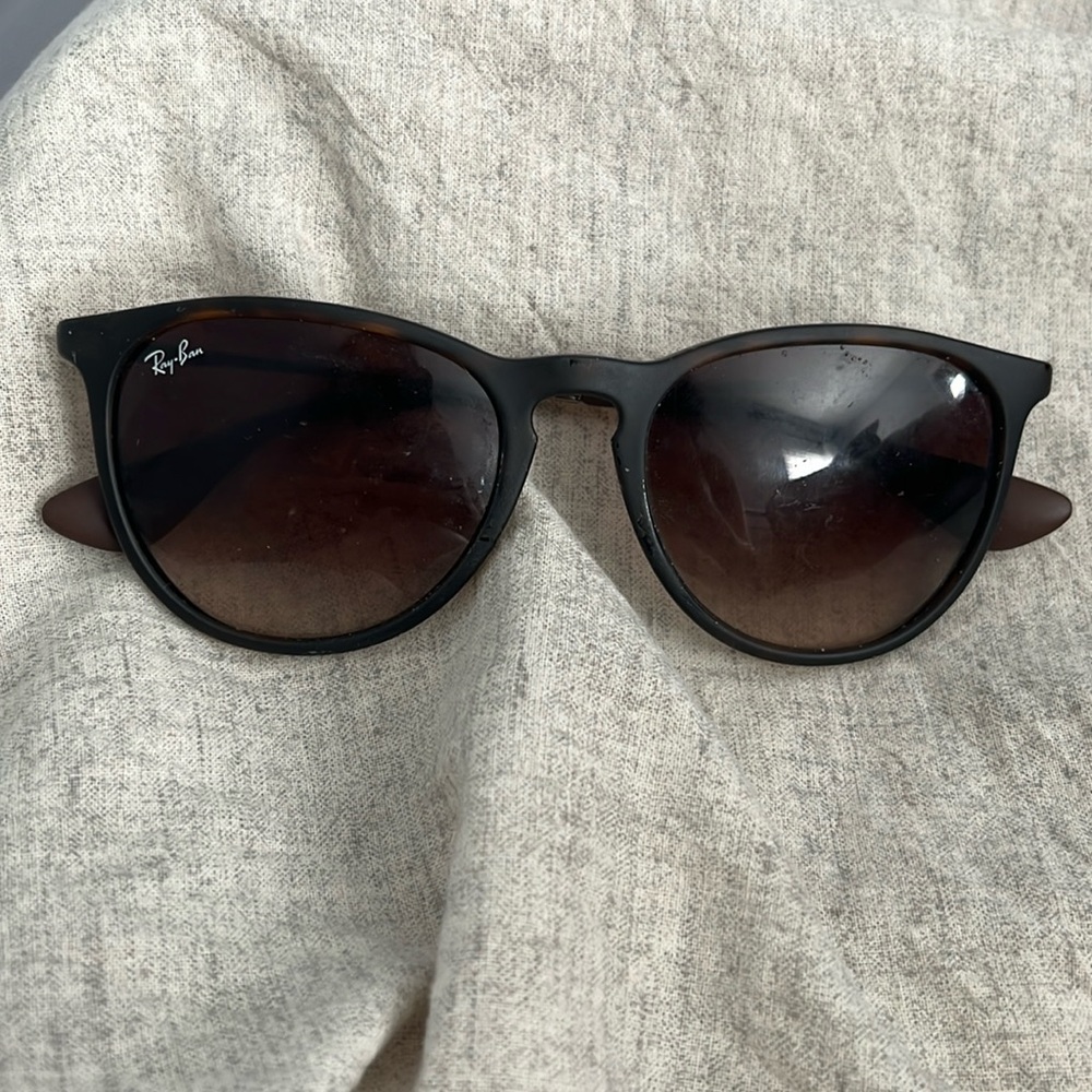 Rayban rounded sunglasses